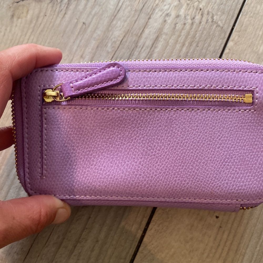 Like New Purple Lavender Vera Bradley Wallet Wristlet - Picture 5 of 7